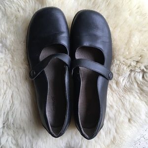 Teva Mary Janes sz. 8